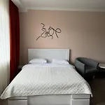 Hotel готель-ресторан два леви *
