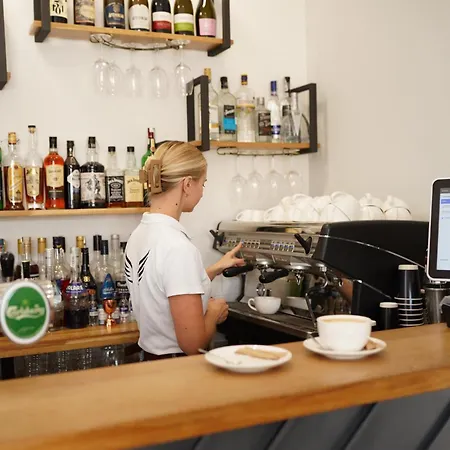 Otel готель-ресторан два леви Slavske