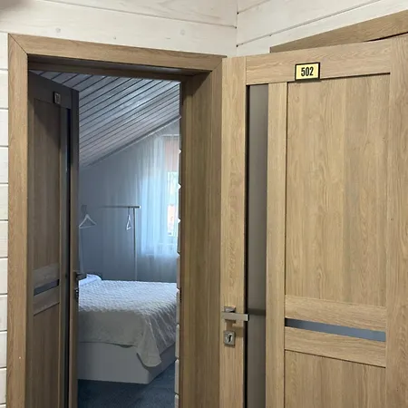 Hotel готель-ресторан два леви *