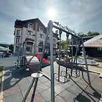 готель-ресторан два леви Hotel Slavske
