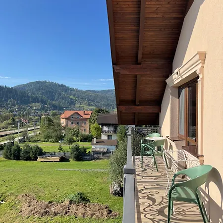 ホテル готель-ресторан два леви